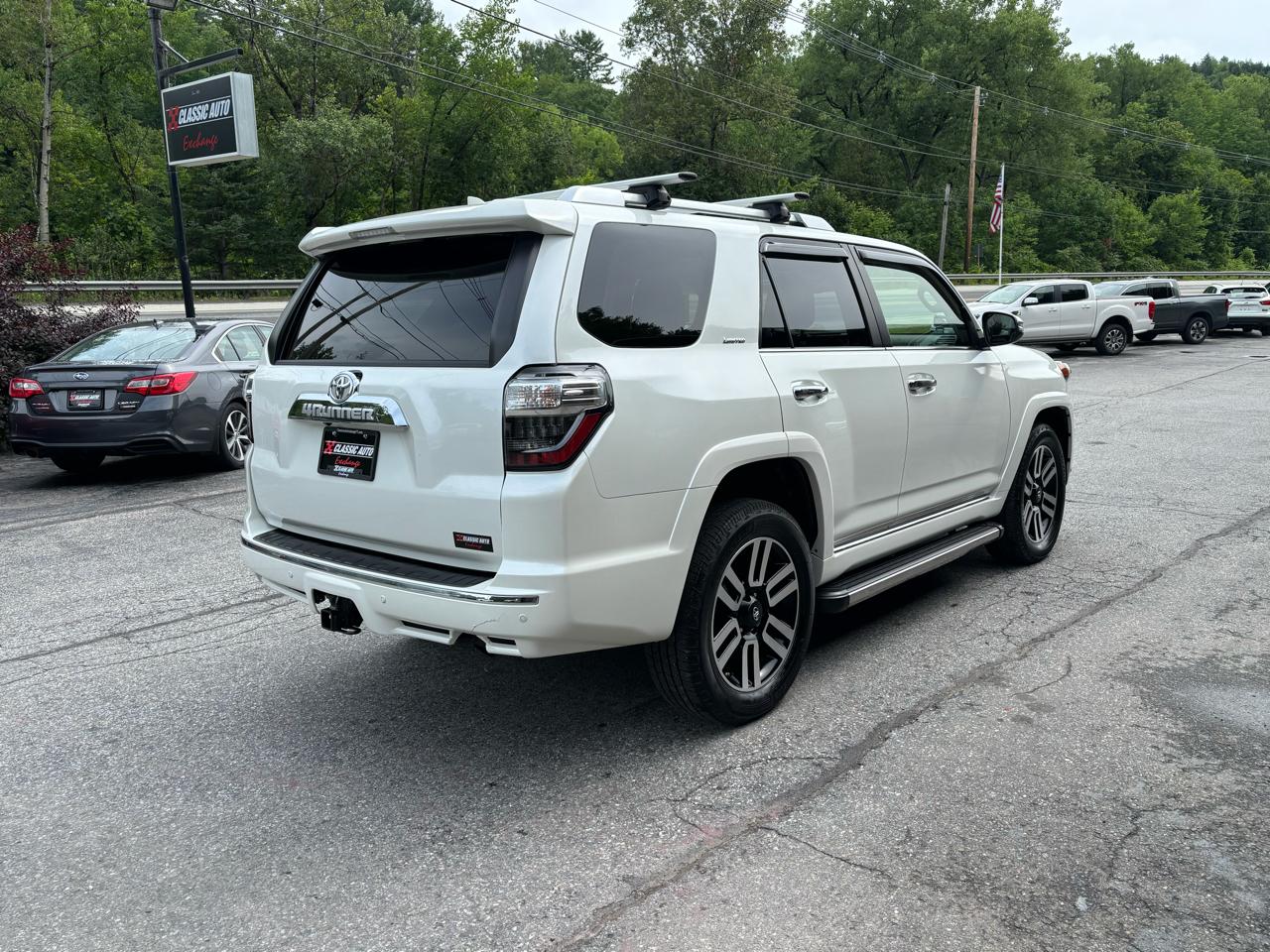 Toyota 4Runner Limited 4WD V6 2020
