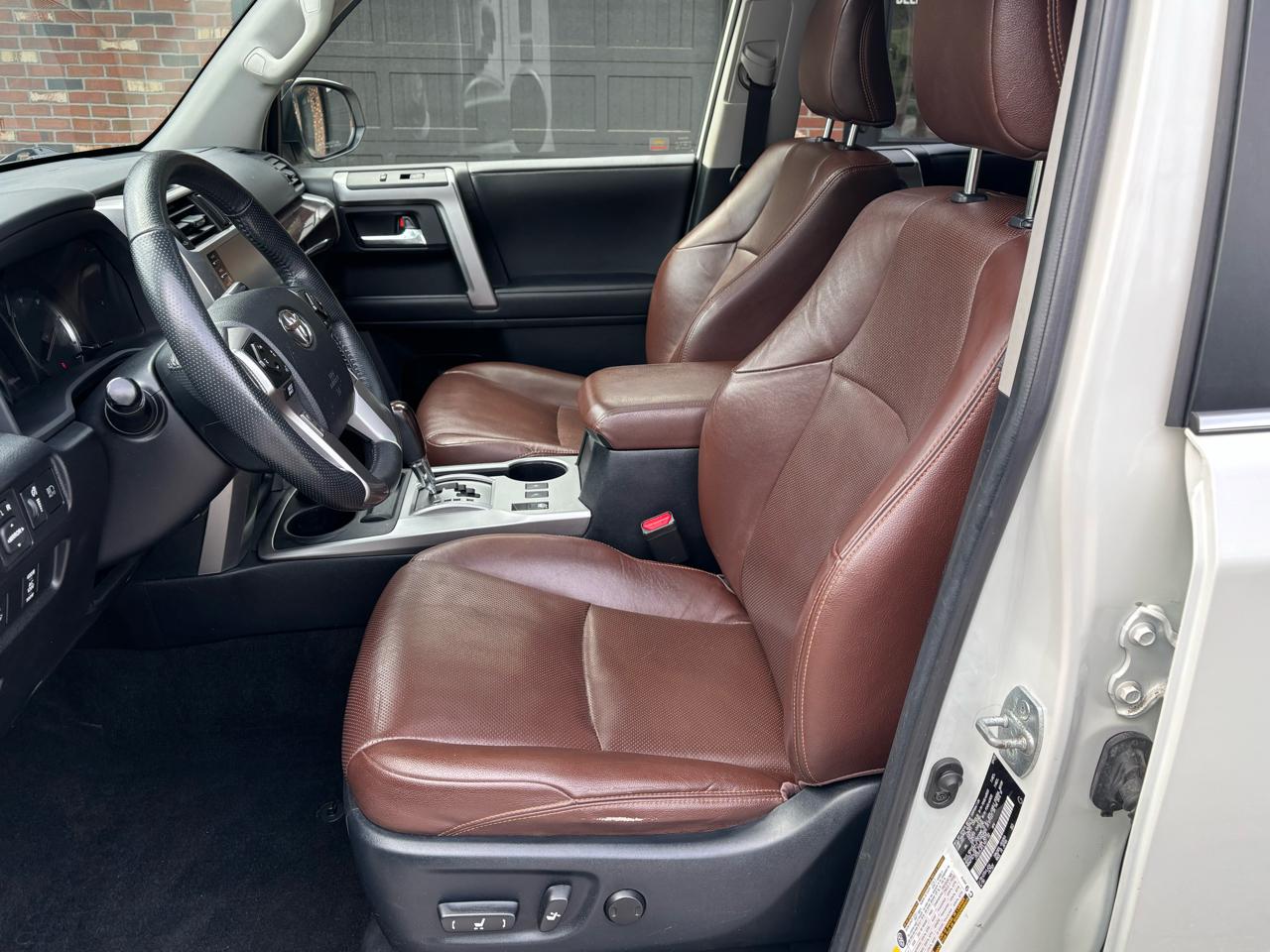 Toyota 4Runner Limited 4WD V6 2020