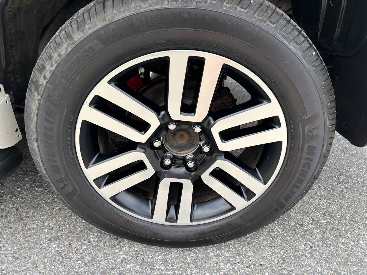 Toyota 4Runner Limited 4WD V6 2020