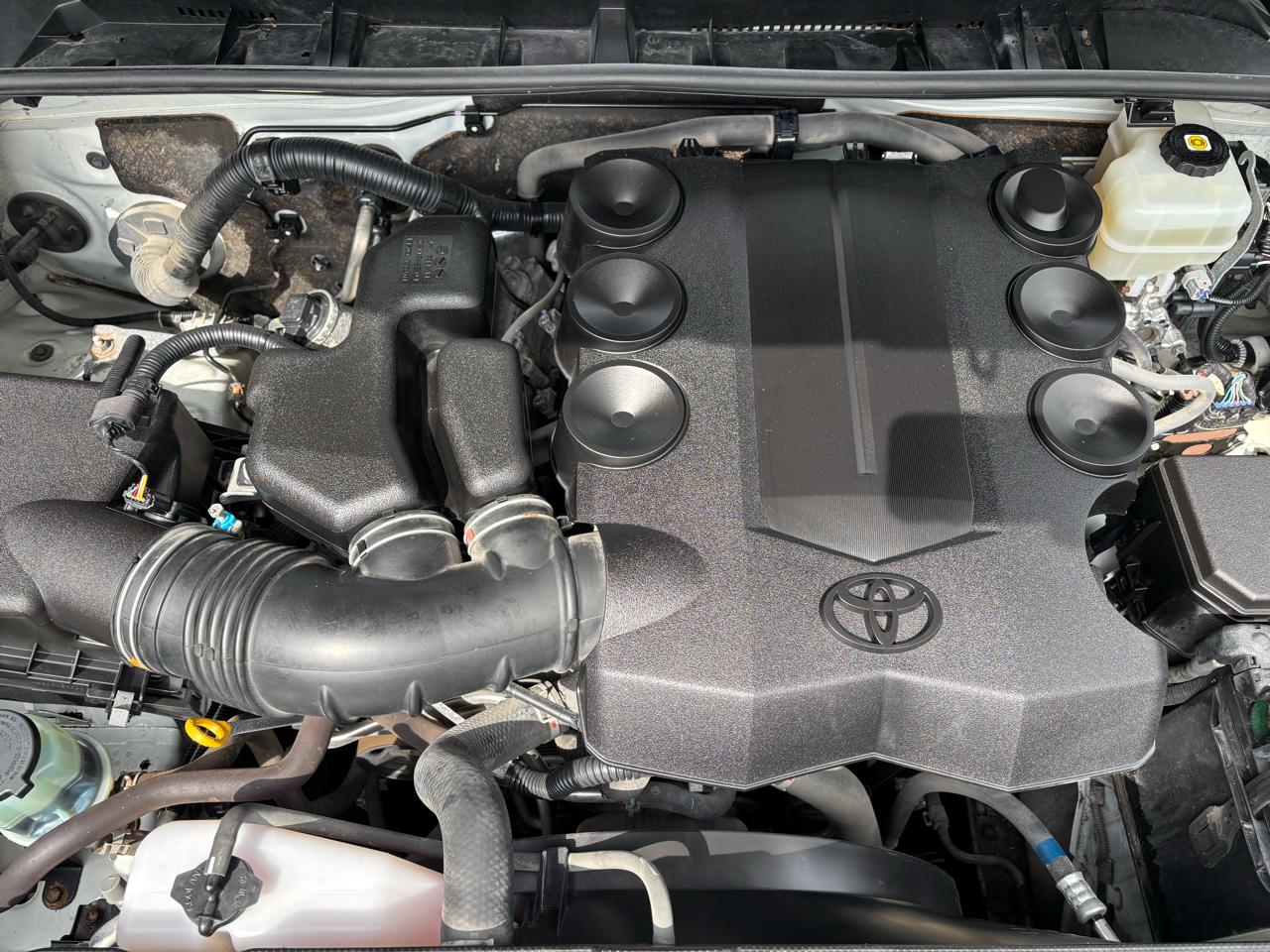 Toyota 4Runner Limited 4WD V6 2020