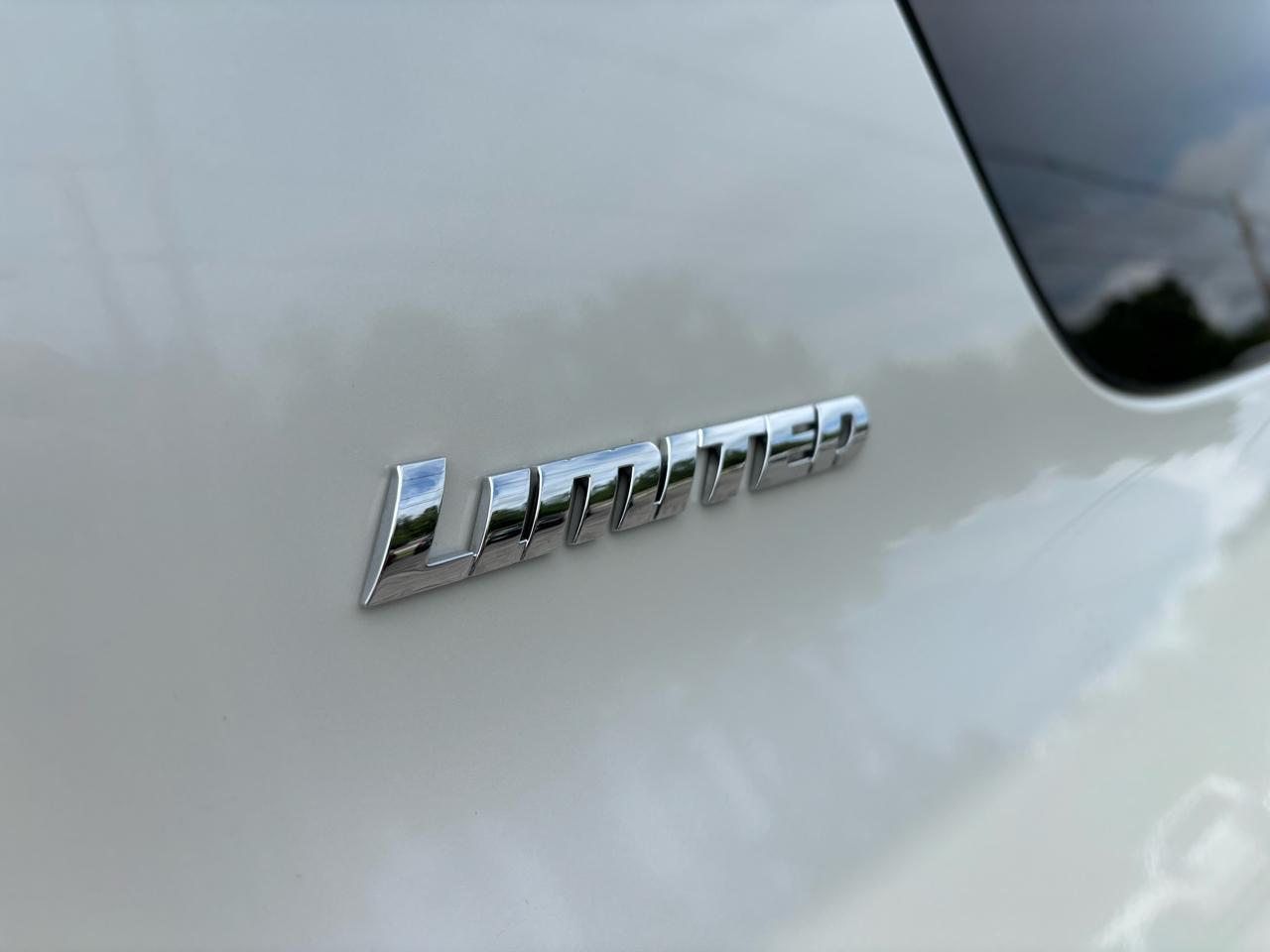 Toyota 4Runner Limited 4WD V6 2020