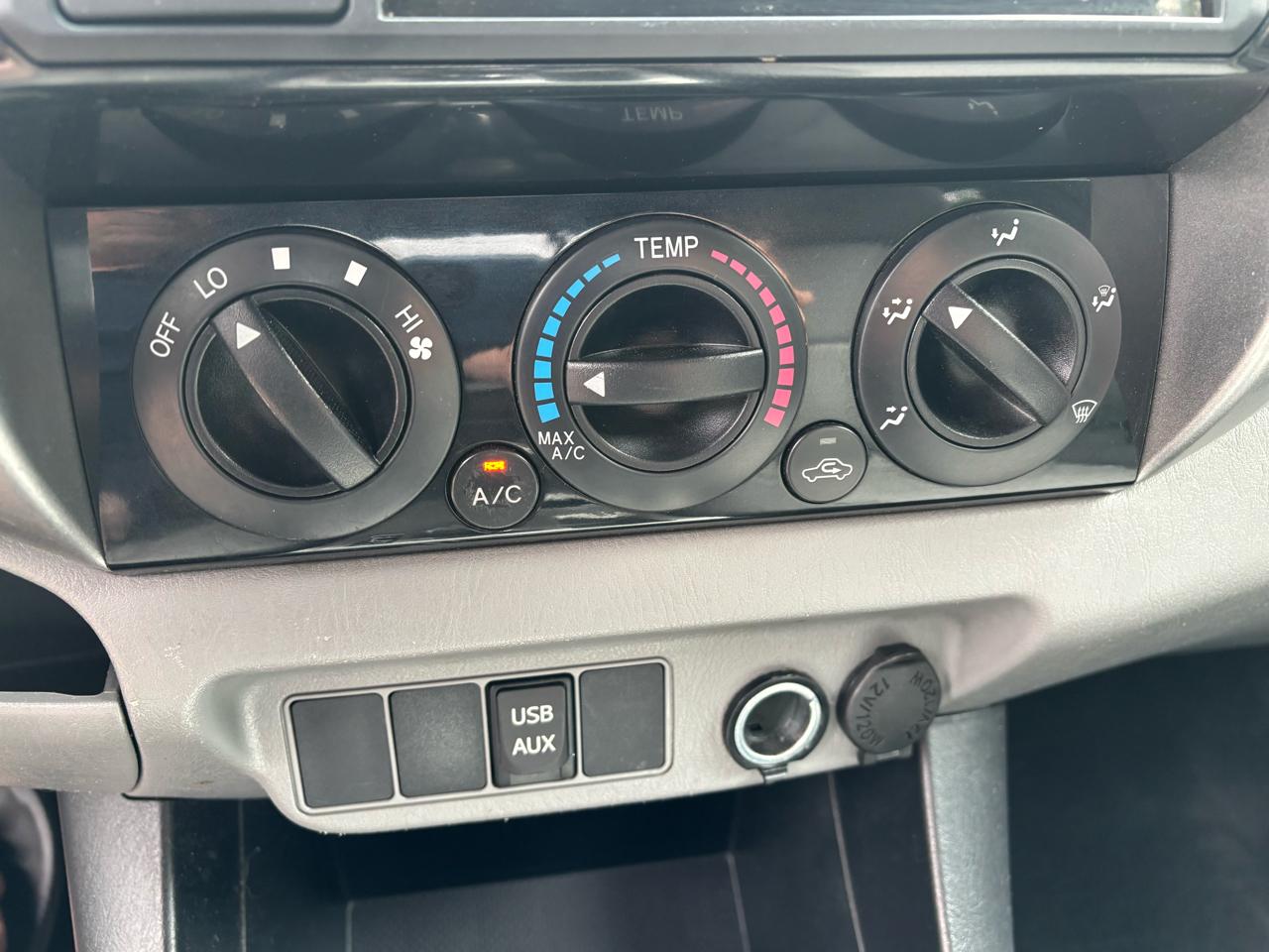 Toyota Tacoma Access Cab V6 5AT 4WD 2015
