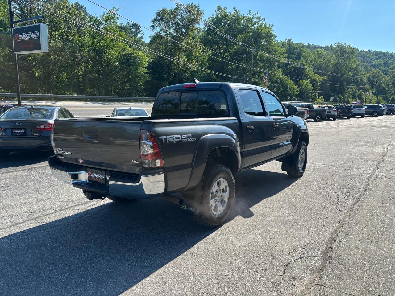 Toyota Tacoma Double Cab V6 5AT 4WD 2015