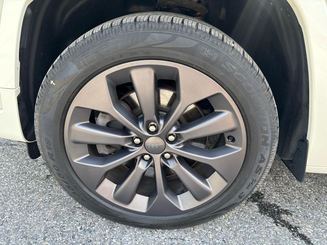 Jeep Cherokee Limited 4WD 2019