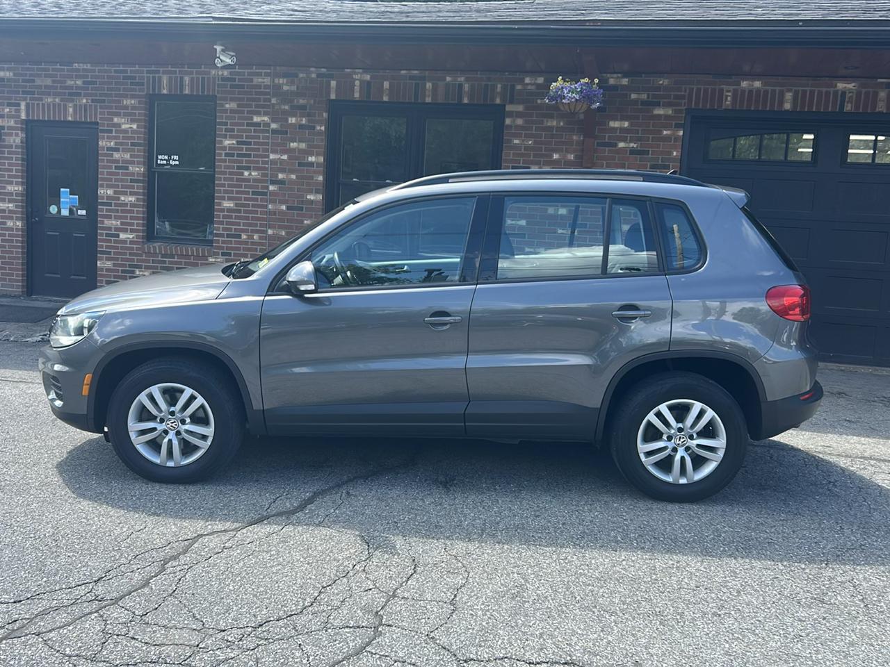Volkswagen Tiguan S 4Motion 2017