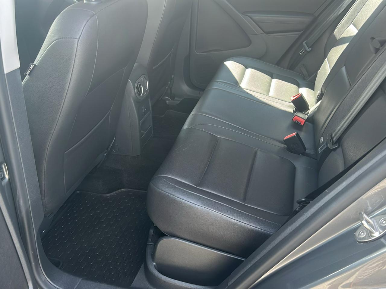Volkswagen Tiguan S 4Motion 2017