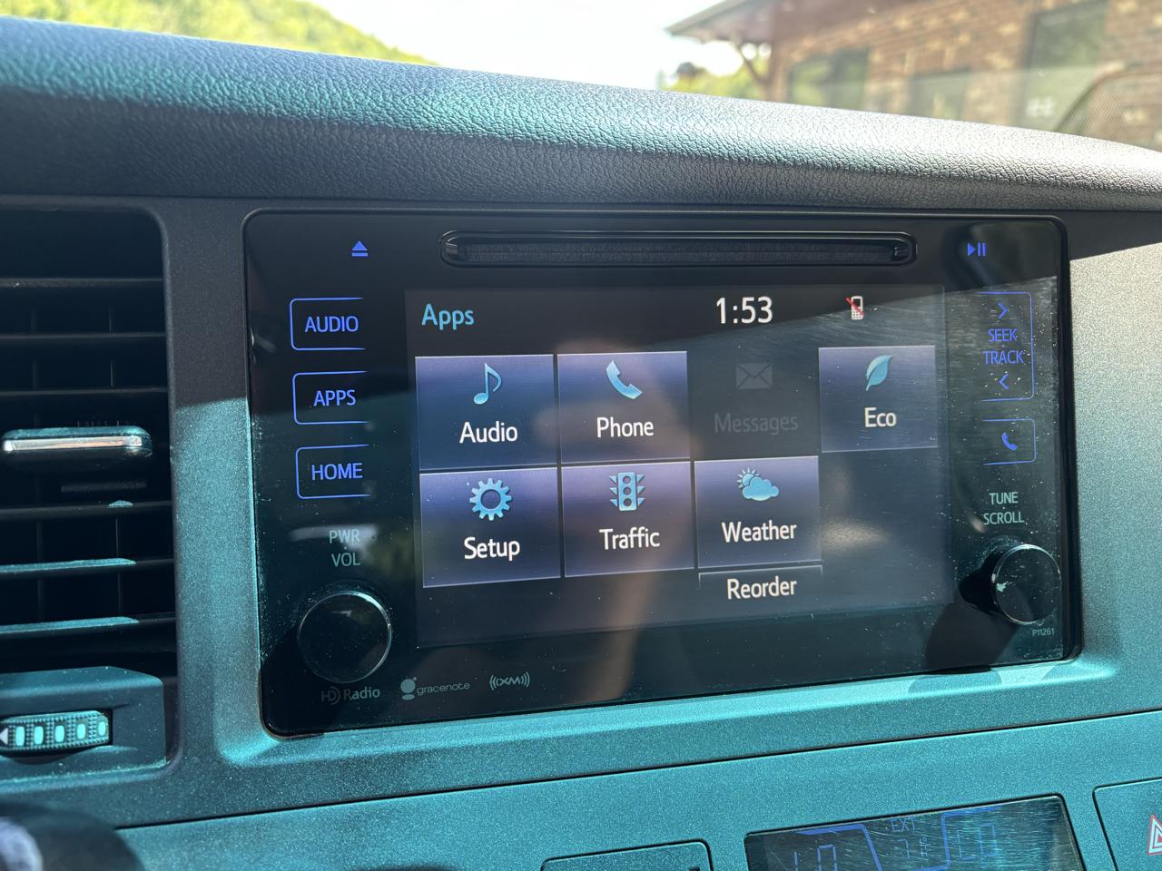 Toyota Sienna LE 7-Passenger AWD 2017