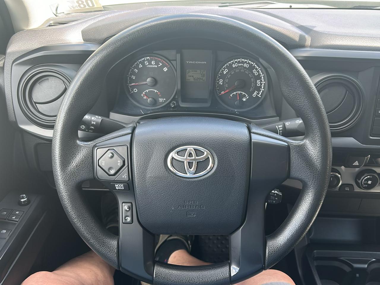 Toyota Tacoma SR Access Cab 6' Bed I4 4x4 AT (Natl) 2017