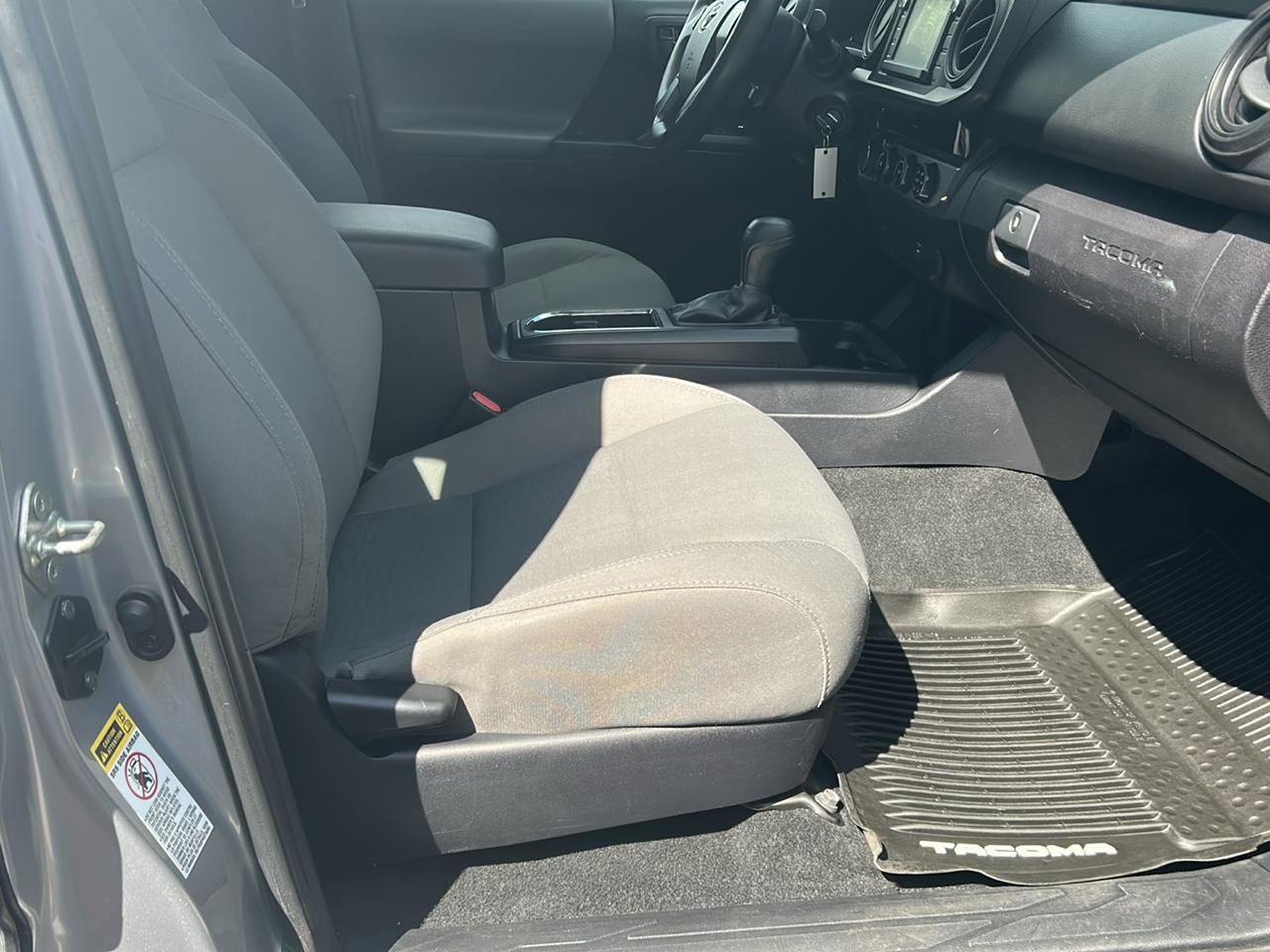 Toyota Tacoma SR Access Cab 6' Bed I4 4x4 AT (Natl) 2017
