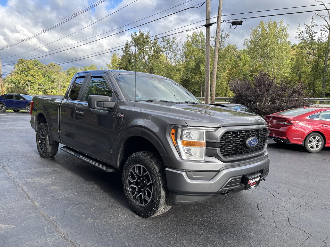 Ford F-150 photo 3