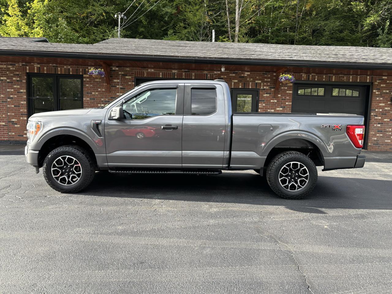 Ford F-150 photo 8