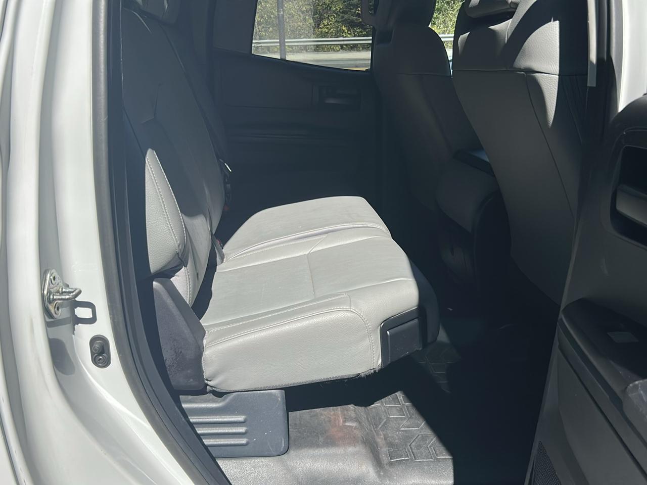 Toyota Tundra SR5 4.6L V8 Double Cab 4WD 2019