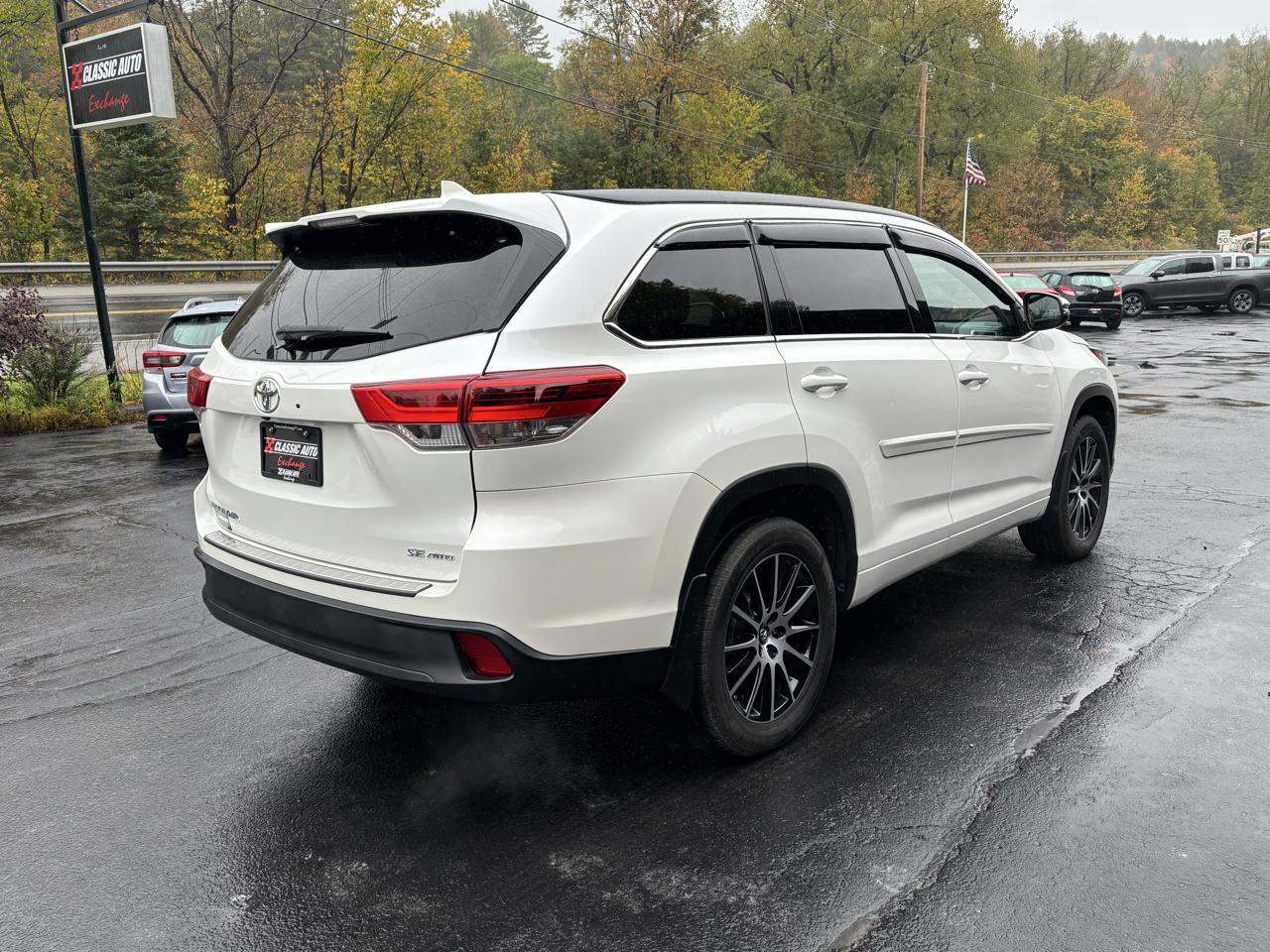 Toyota Highlander photo 5