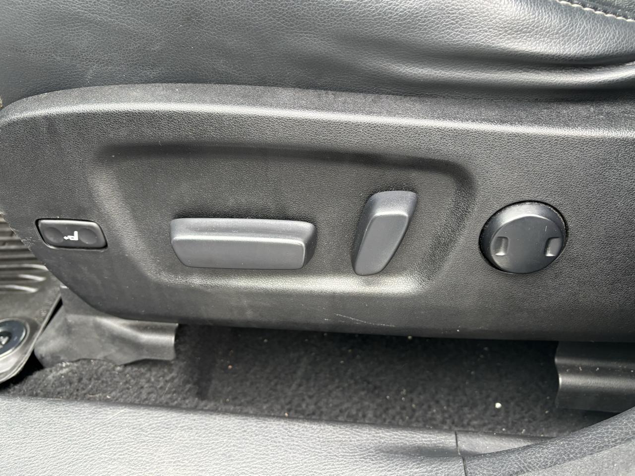 Toyota Highlander photo 10