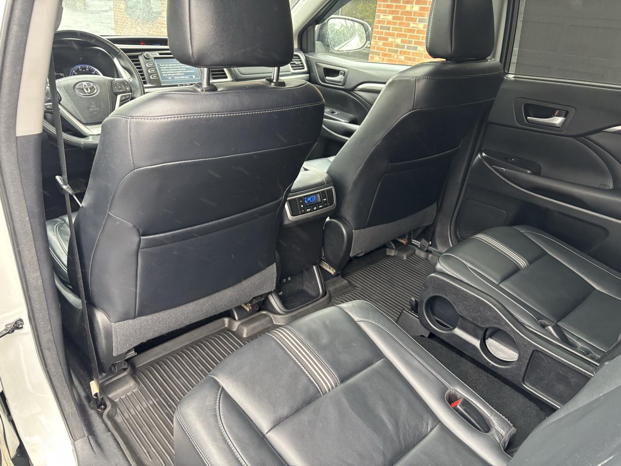 Toyota Highlander photo 29