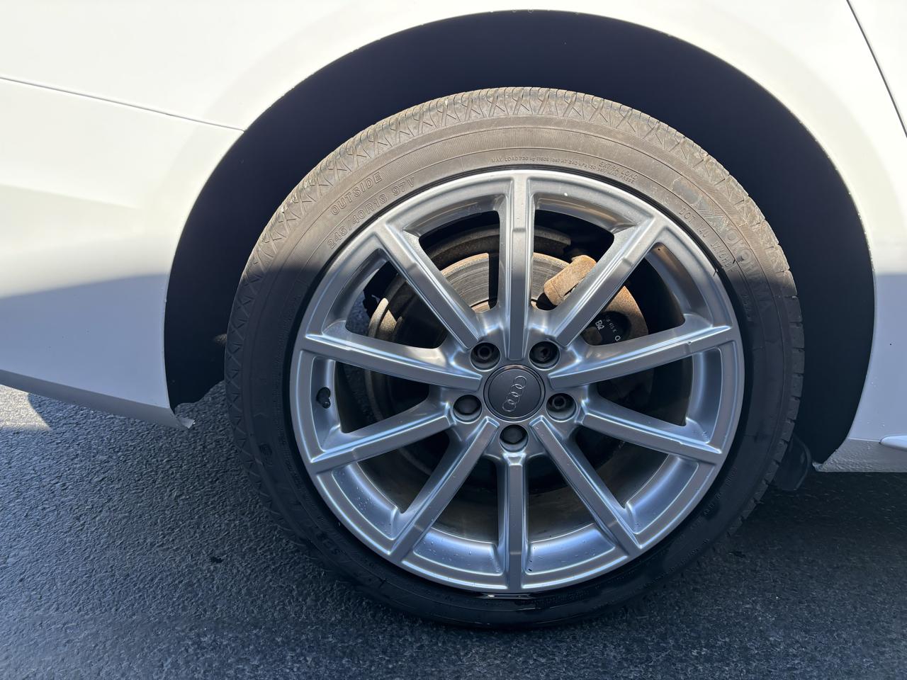 Audi A4  2015