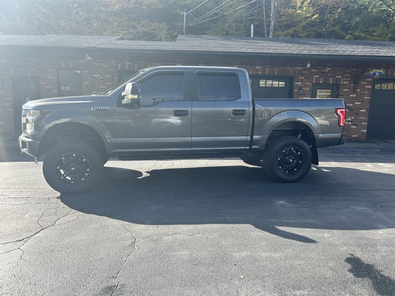 Ford F-150 Lariat SuperCrew 6.5-ft. Bed 4WD 2017