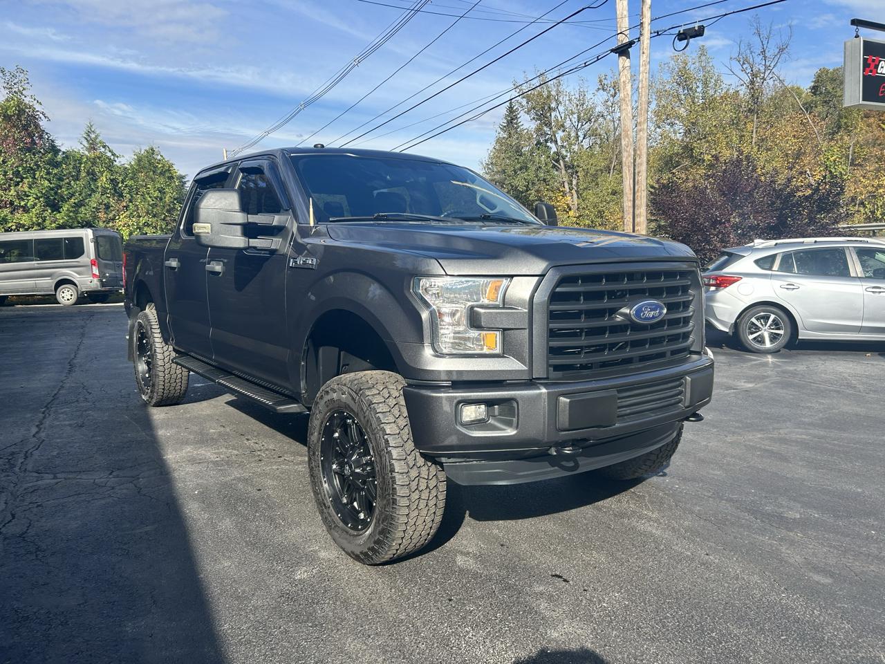 Ford F-150 Lariat SuperCrew 6.5-ft. Bed 4WD 2017
