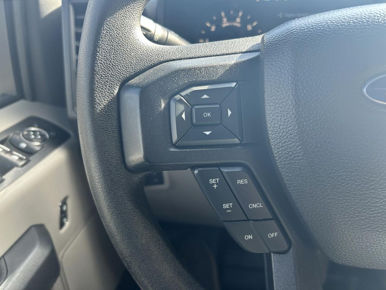 Ford F-150 Lariat SuperCrew 6.5-ft. Bed 4WD 2017