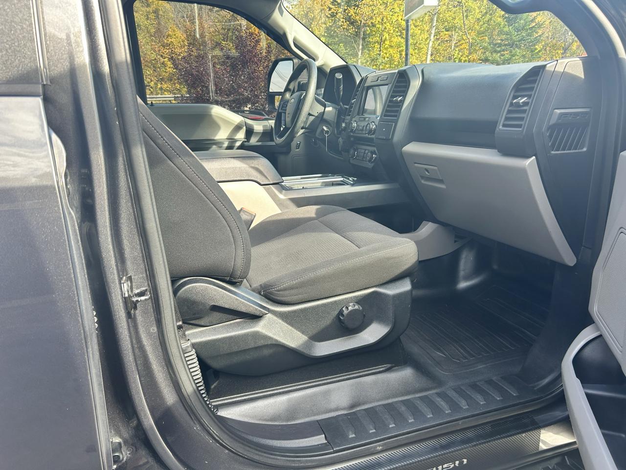 Ford F-150 Lariat SuperCrew 6.5-ft. Bed 4WD 2017