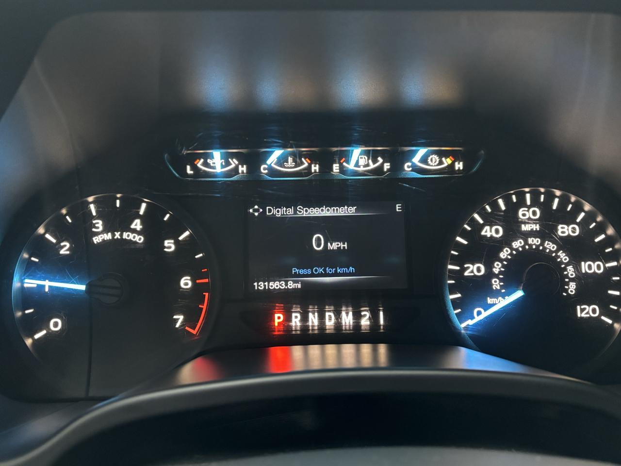 Ford F-150 4WD SuperCrew 145" STX 2017