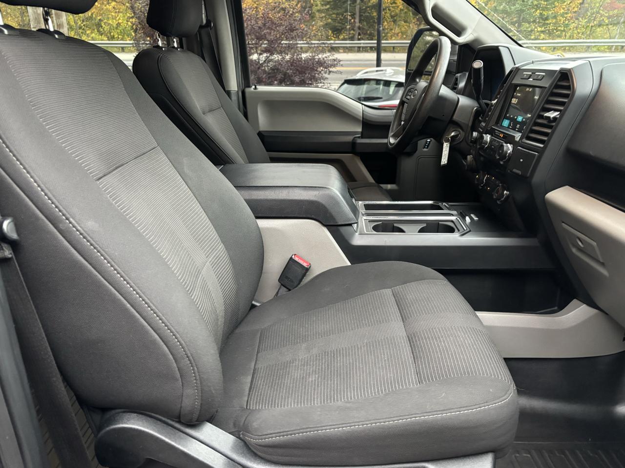 Ford F-150 4WD SuperCrew 145" STX 2017