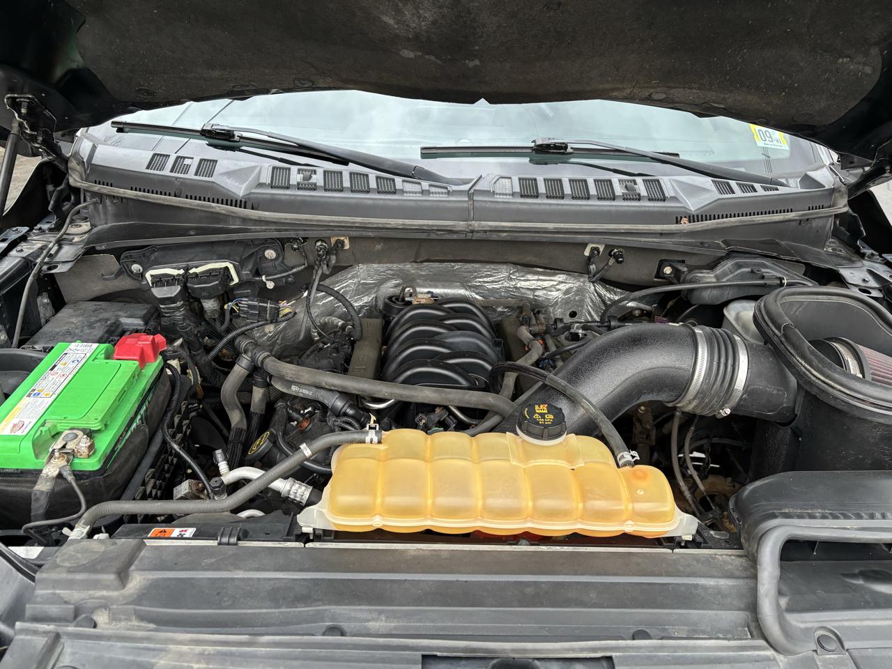 Ford F-150 4WD SuperCrew 145" STX 2017