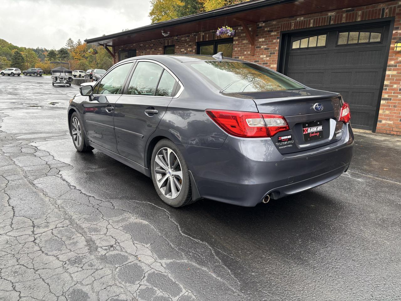 Subaru Legacy photo 7