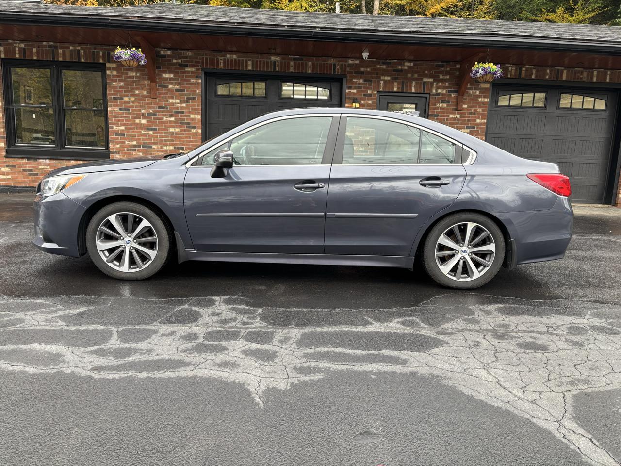 Subaru Legacy photo 8
