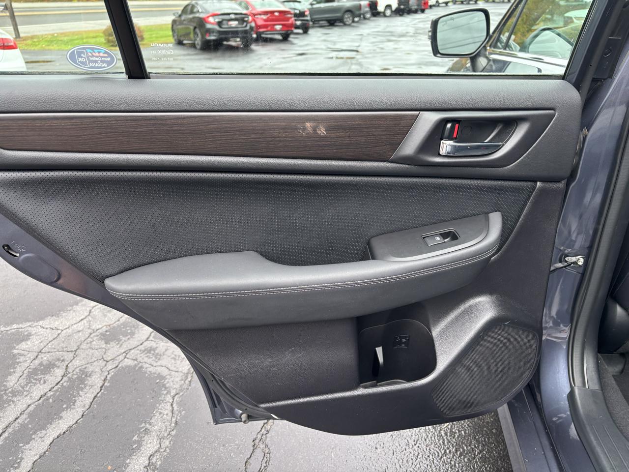 Subaru Legacy photo 23