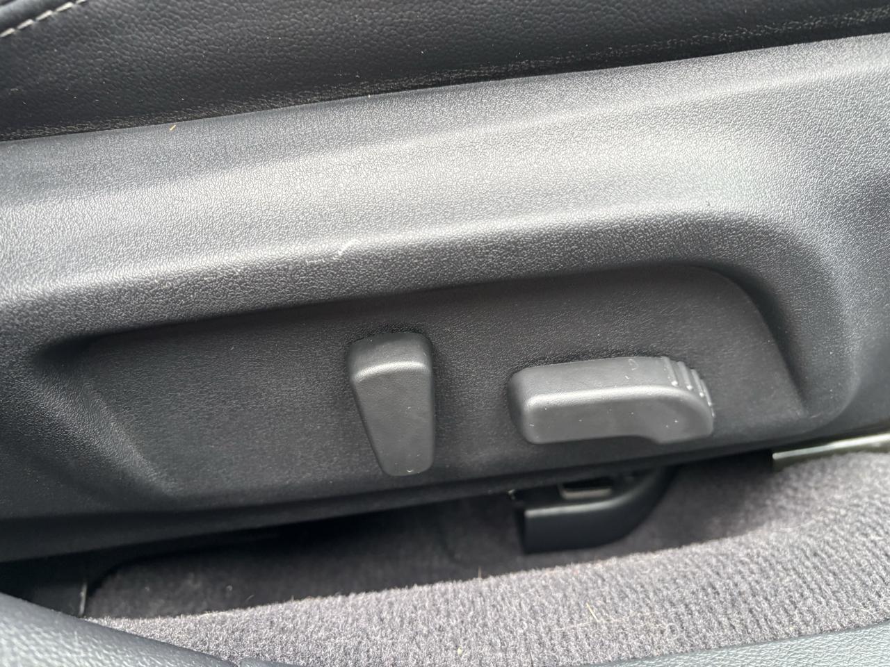 Subaru Legacy photo 32