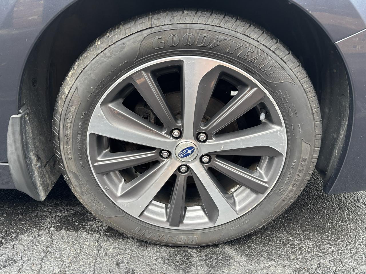 Subaru Legacy photo 35