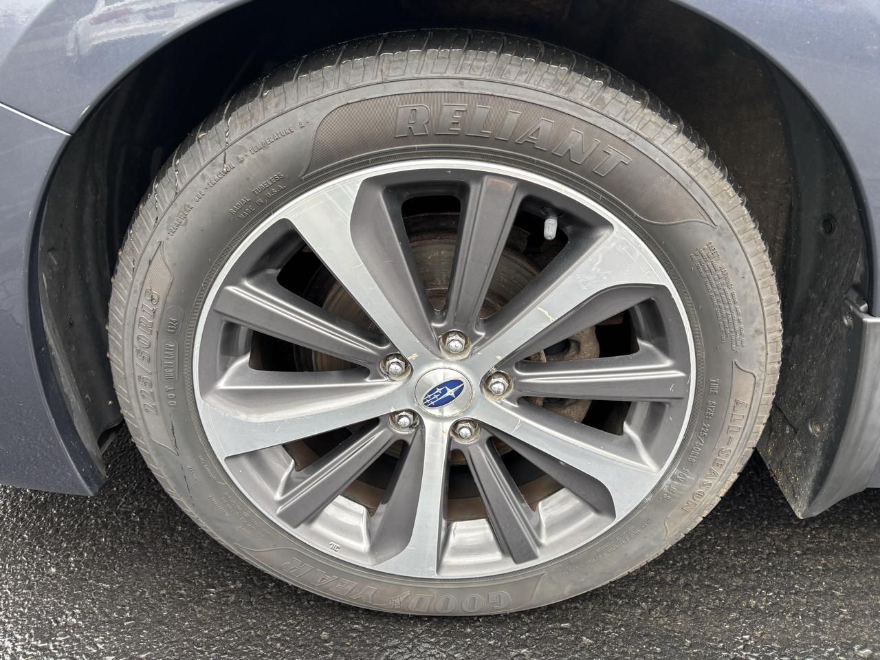 Subaru Legacy photo 38