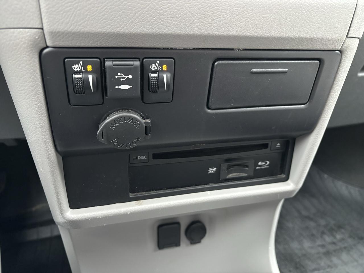 Toyota Sienna XLE 7-Passenger AWD 2019