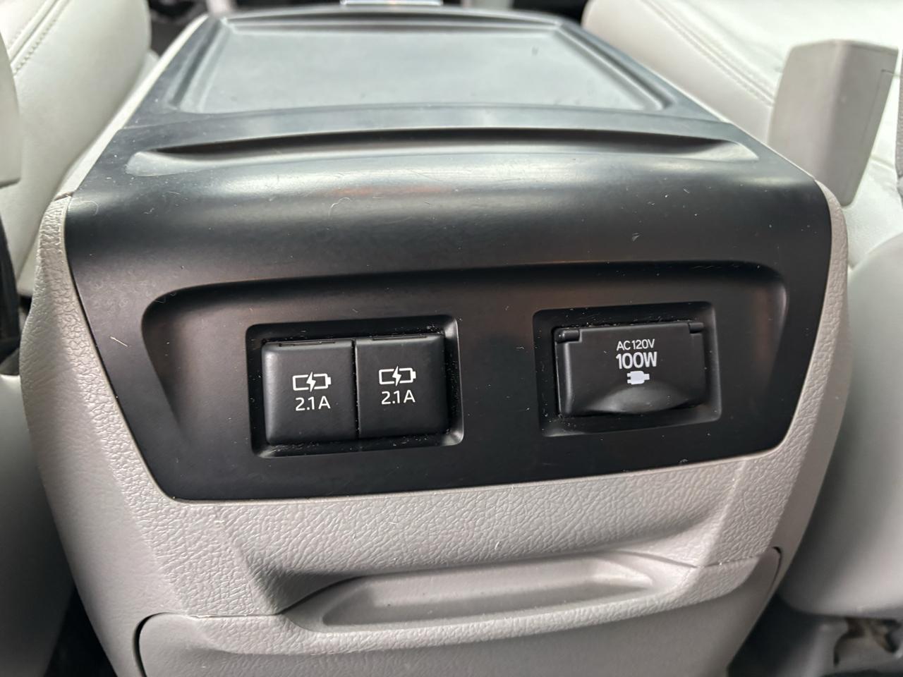 Toyota Sienna XLE 7-Passenger AWD 2019