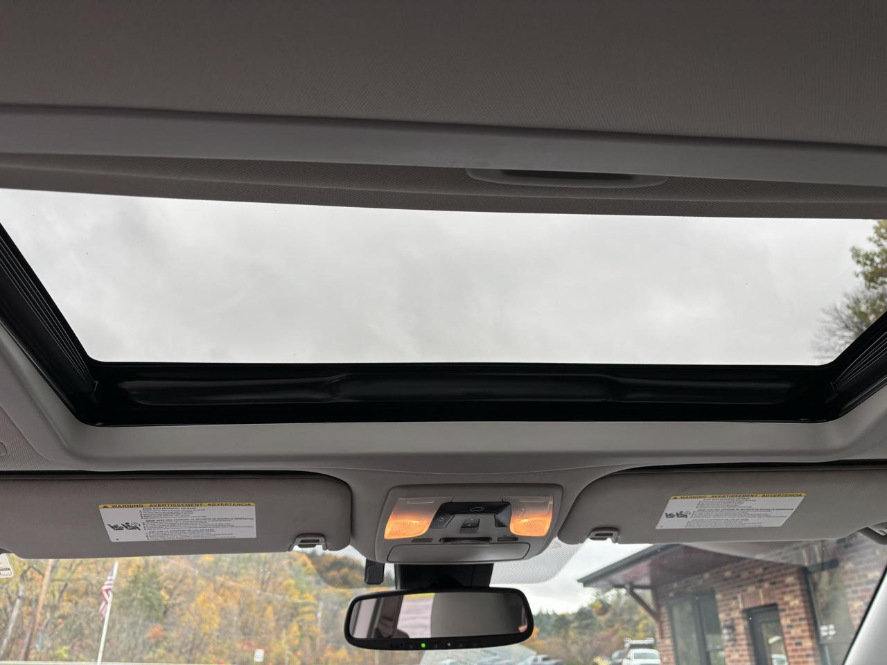 Toyota Sienna XLE 7-Passenger AWD 2019