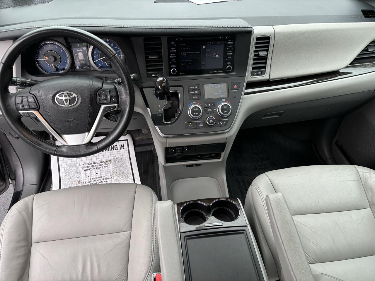 Toyota Sienna XLE 7-Passenger AWD 2019