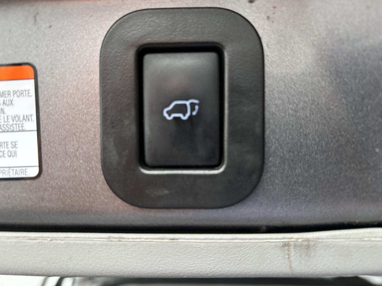 Toyota Sienna XLE 7-Passenger AWD 2019
