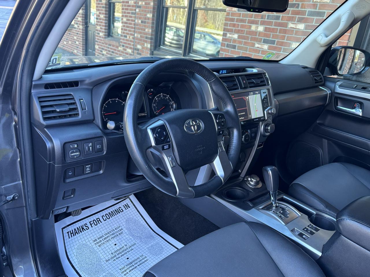 Toyota 4Runner SR5 Premium 4WD 2021