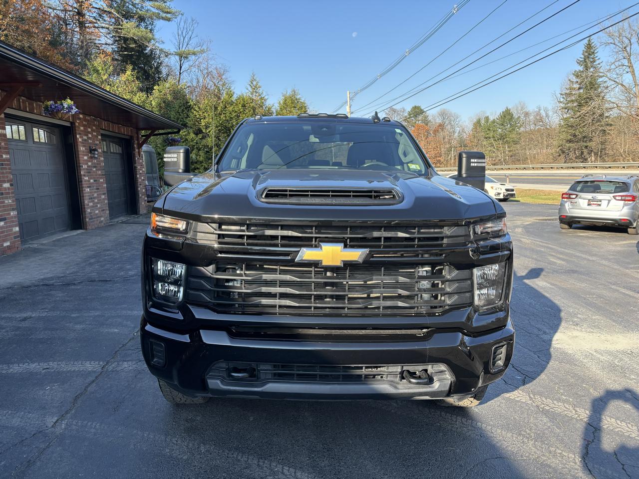 Chevrolet Silverado 2500HD Custom Crew Cab Short Box 4WD 2024