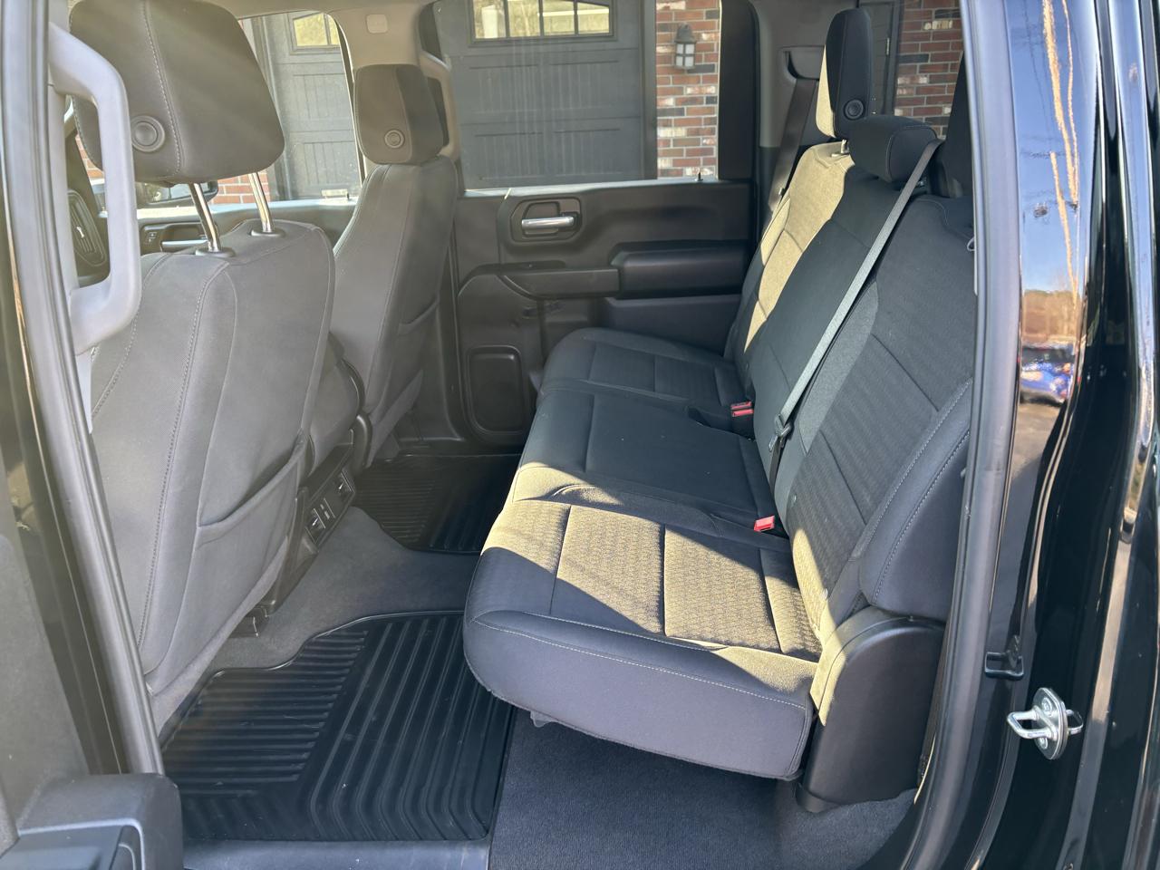 Chevrolet Silverado 2500HD Custom Crew Cab Short Box 4WD 2024