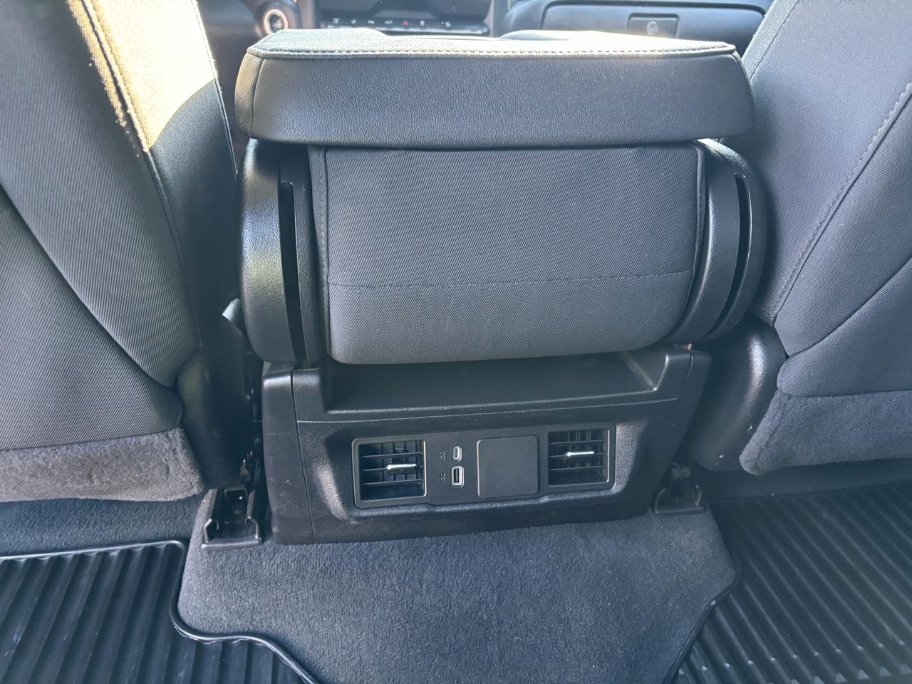 Chevrolet Silverado 2500HD Custom Crew Cab Short Box 4WD 2024