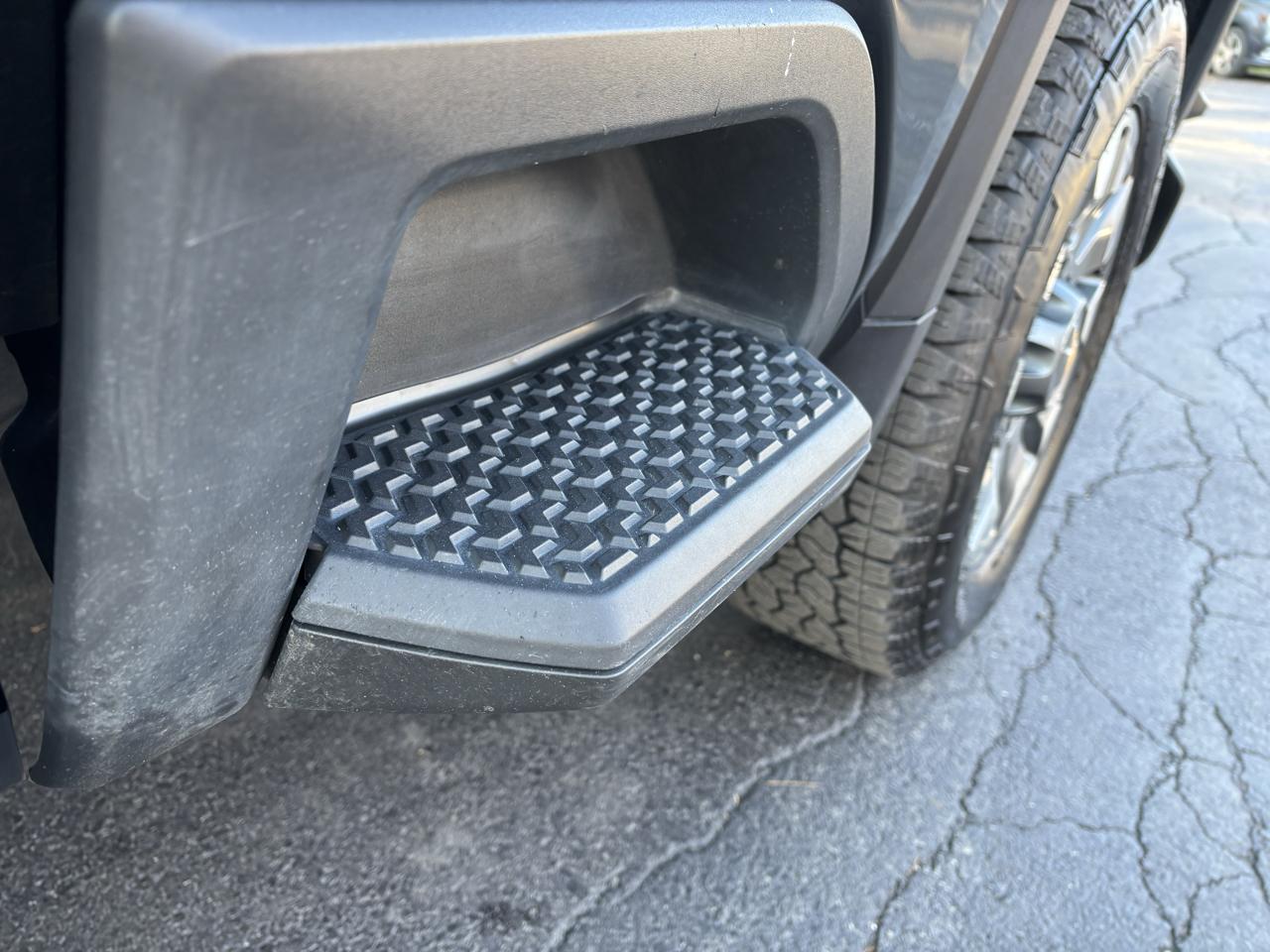 Chevrolet Silverado 2500HD Custom Crew Cab Short Box 4WD 2024