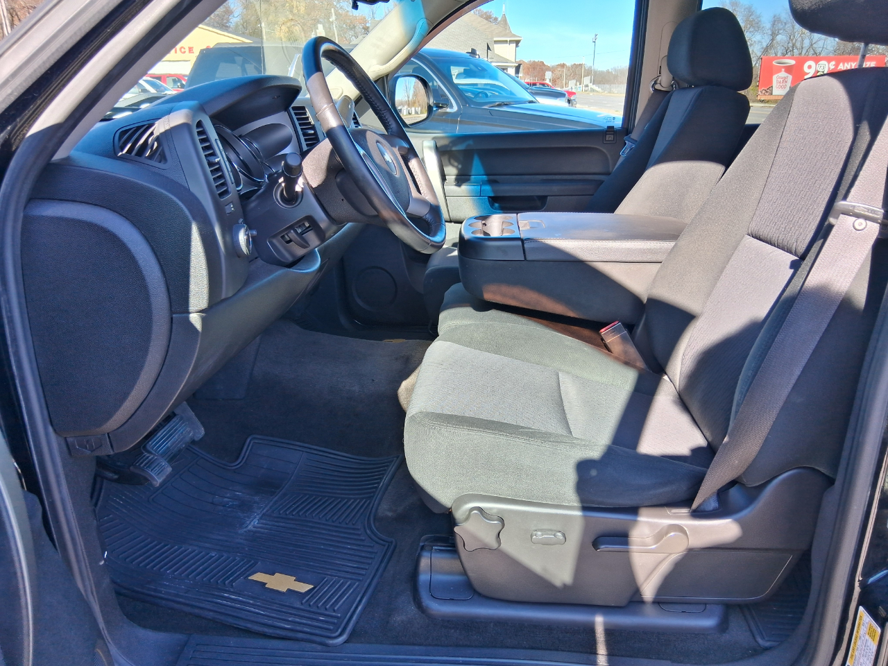 Chevrolet Silverado 1500 LT Crew Cab 4WD 2012