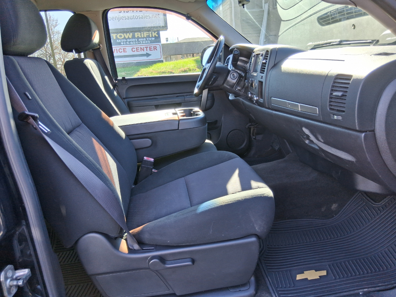 Chevrolet Silverado 1500 LT Crew Cab 4WD 2012