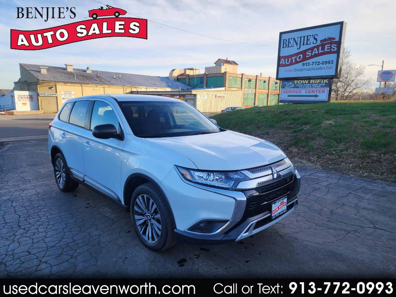 2020 Mitsubishi Outlander ES FWD