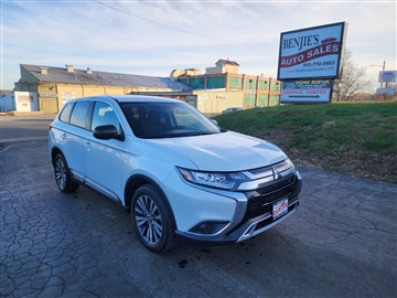 2020 Mitsubishi Outlander ES FWD