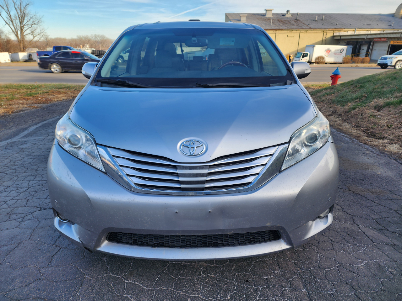 Toyota Sienna XLE FWD 8-Passenger V6 2014