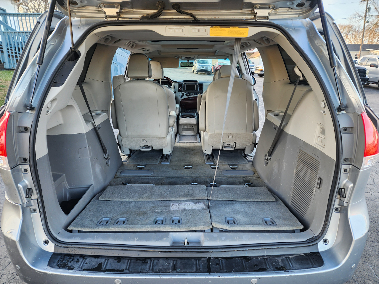 Toyota Sienna XLE FWD 8-Passenger V6 2014