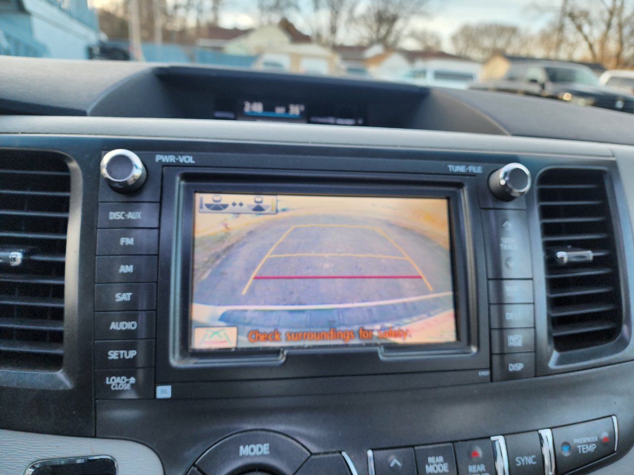 Toyota Sienna XLE FWD 8-Passenger V6 2014